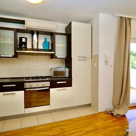 Plaza Apartman *